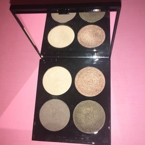 Makeup forever 50 shades of grey quad
